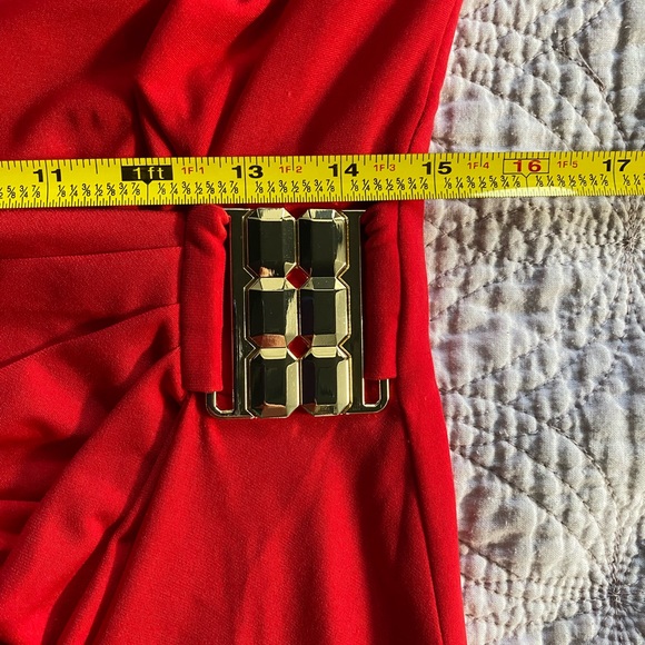 Tahari Red Dress, size 8. Pre-loved. - Picture 5 of 7